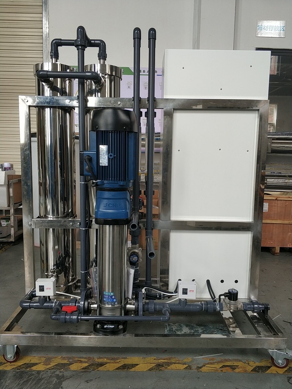 Sistema de ósmosis inversa de paso único eficiente 5.0KW Potencia nominal 2000 LPH Flujo