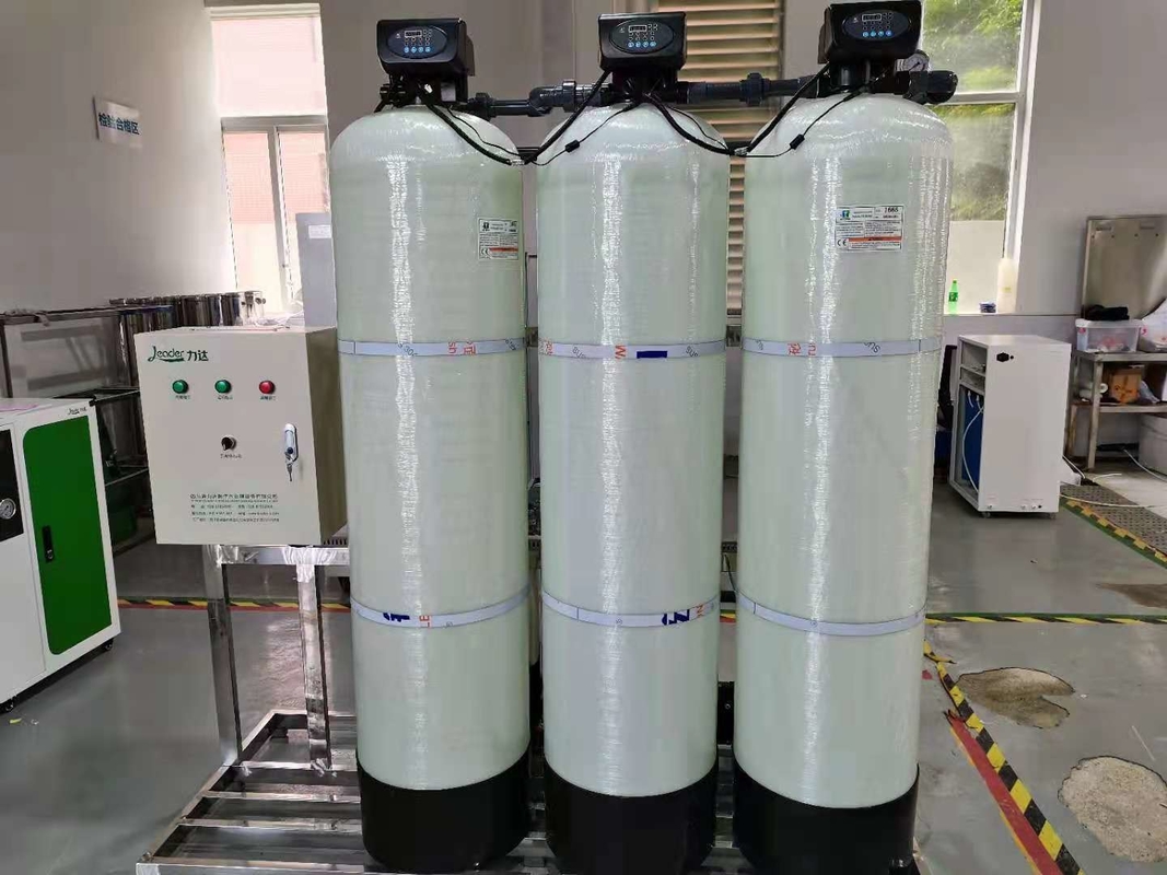 Suavizador de agua comercial industrial del filtro de la pantalla táctil del PLC para el agua dura
