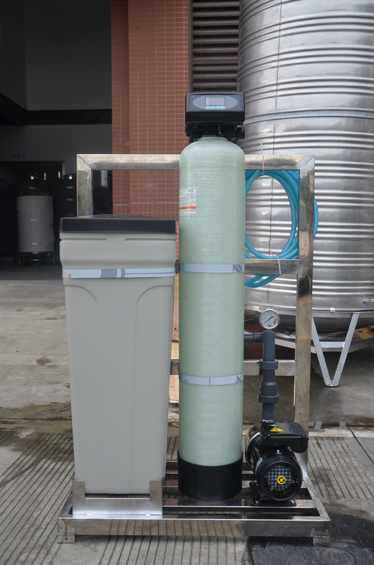 El suavizador de agua de acero inoxidable manual automático de la válvula FRP filtra la desincrustación