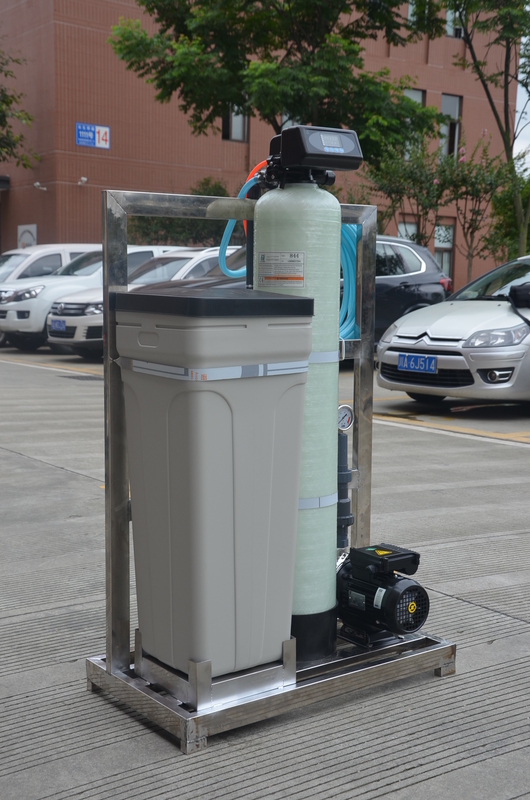 El suavizador de agua de acero inoxidable manual automático de la válvula FRP filtra la desincrustación