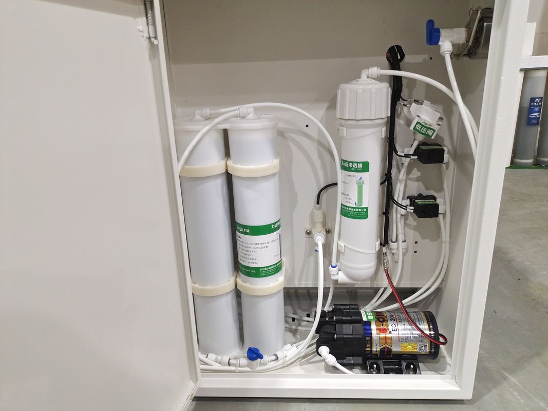 Sistema de filtración de agua por ósmosis inversa de 20 L/h Instalación RO para uso en laboratorio