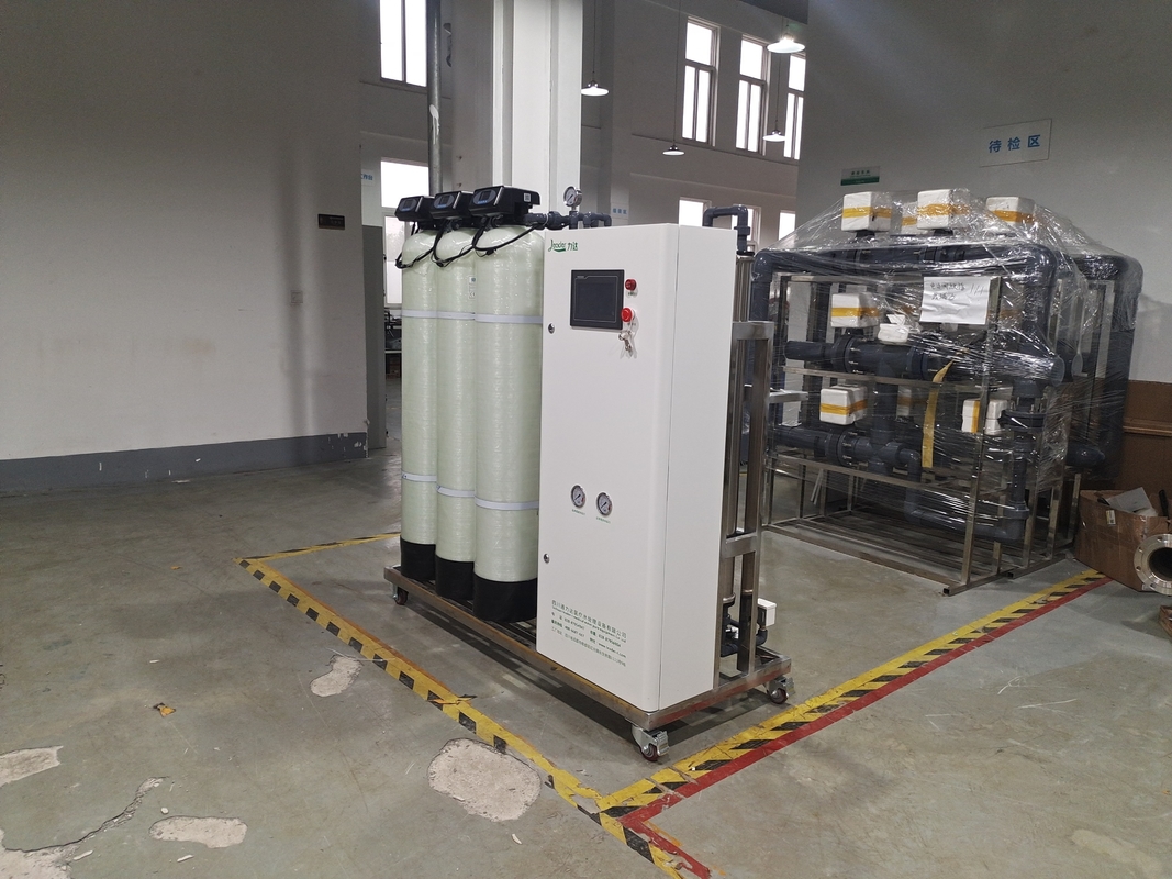 Máquina 500Lph del tratamiento del agua potable del sistema del filtro de agua para la planta del RO