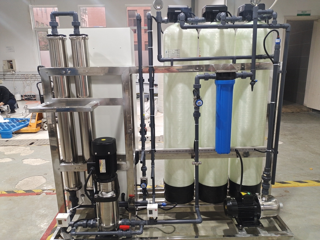 Máquina 500Lph del tratamiento del agua potable del sistema del filtro de agua para la planta del RO